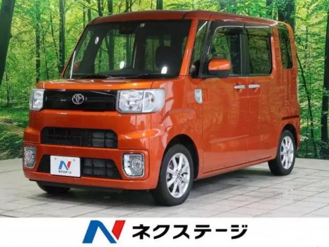 アクセルとブレーキの踏み間違いを予防しよう!リスクが高い年齢層もご紹介