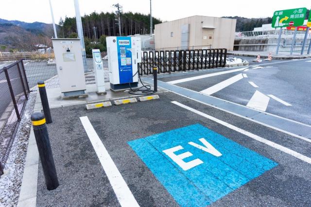 EV充電とは?充電場所や充電方法など知っておきたい知識を総まとめ