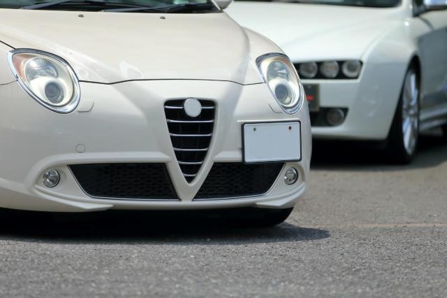 アルファロメオとは？実用性も兼ね備えたスポーツカーの魅力をご紹介