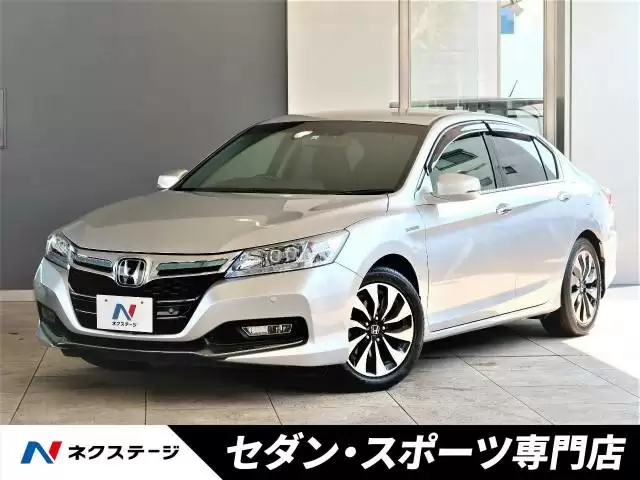 中古車「ホンダ インサイト」の賢い購入方法や探し方を徹底解説!