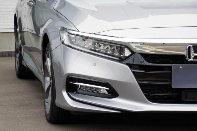 中古車「ホンダ アコードハイブリッド」の賢い購入方法や探し方を徹底解説！