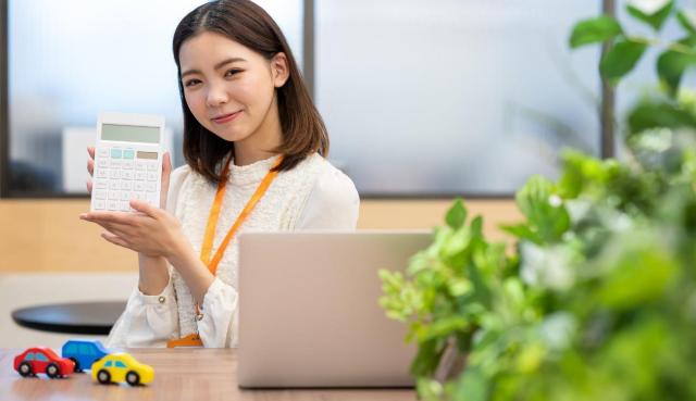 自動車保険料は分割払い・一括払いが可能!メリットや注意点を解説!