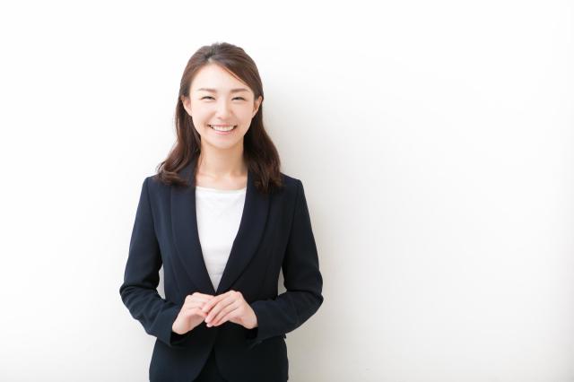 自動車保険は代理店から加入するの？加入方法や保険料が安くなるポイント