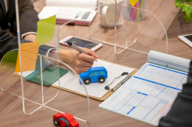 自動車保険を満期で解約する前に!確認事項や注意点