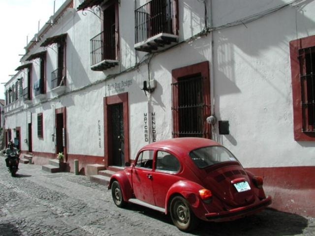 【2023年版】かわいい車に乗りたい方におすすめの車種9選
