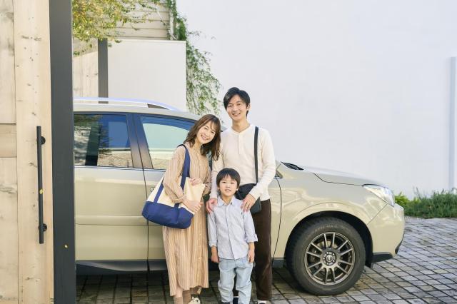 車のスマートキーを閉じ込めてしまう原因や対処法、対策についてもご紹介!