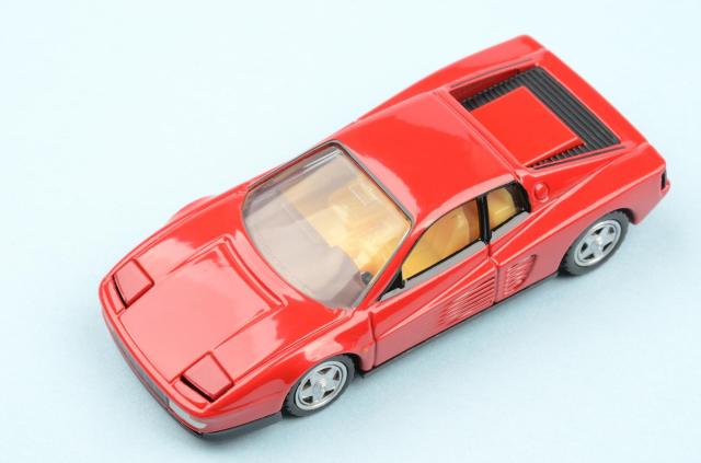 中古車「フェラーリ テスタロッサ」の賢い購入方法や探し方を徹底解説!