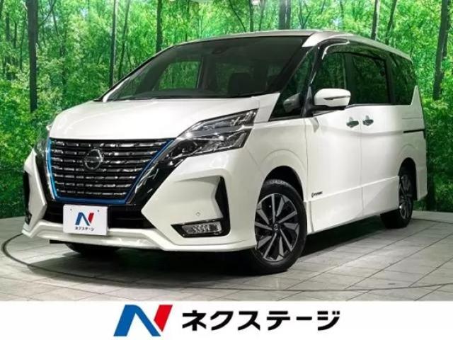 セレナはフルモデルチェンジでどこが変わった？歴代モデルも紹介