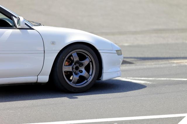 レクサス LS600hの特徴とは？ラインアップや類似車種についても紹介