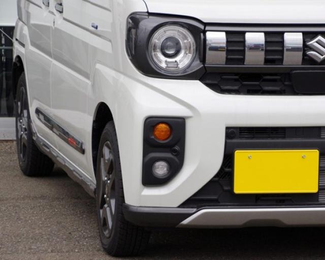 軽自動車のフロントマスク