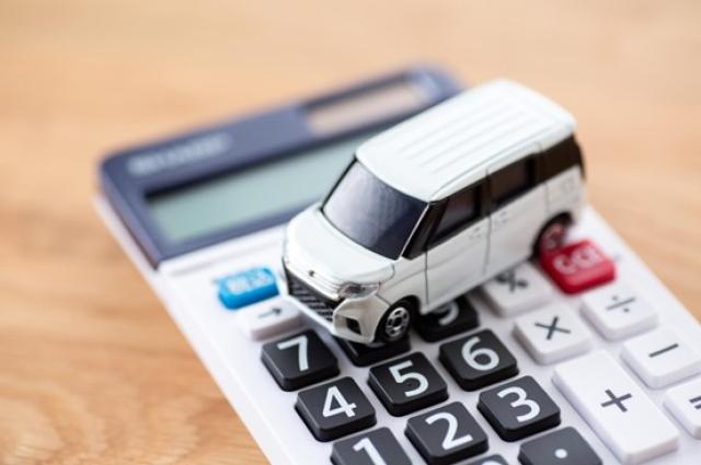 ミニカーと電卓