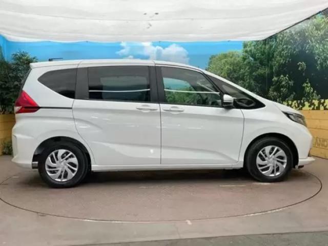 シエンタとフリードを徹底比較!コンパクトミニバン人気車種対決