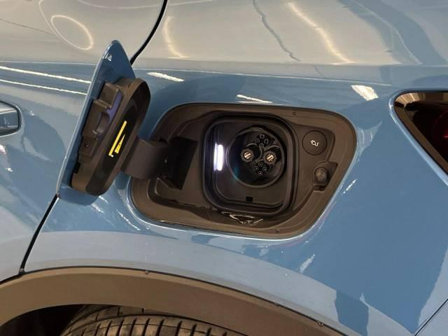 ボルボ C40リチャージの魅力や特徴は？XC40との違いや補助金についても◎