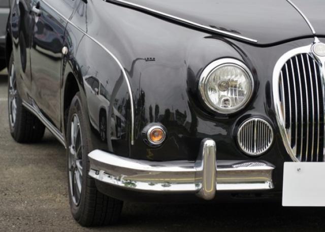 光岡3代目ビュート