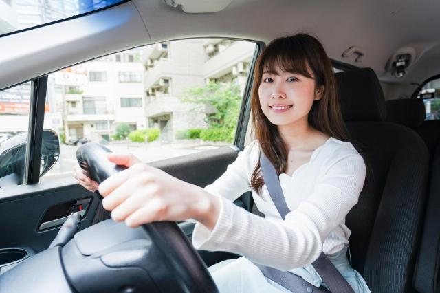 車の運転練習におすすめの場所や方法は?車がない場合のやり方も解説!|中古車の【ネクステージ】