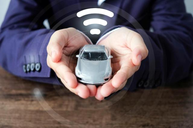 車の防犯ブザー セキュリティーアラーム が鳴る理由は 原因や止め方を解説 新車 中古車の ネクステージ