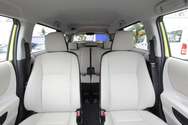 フリードには何人乗りタイプがある?シートアレンジの違いをご紹介