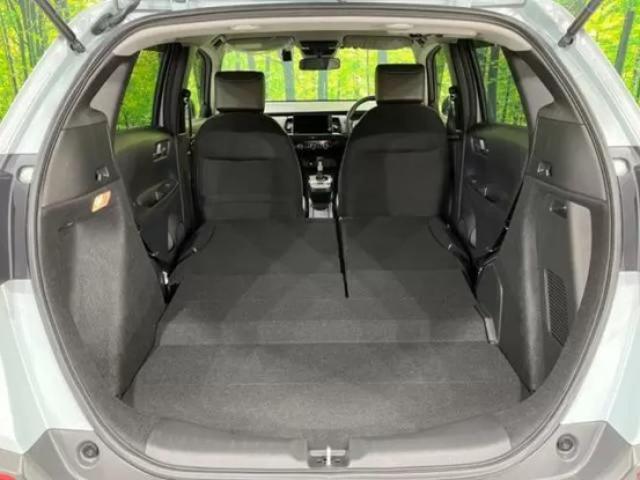 フィットの年式別特徴を徹底解説!中古車購入前に知っておくべきポイント