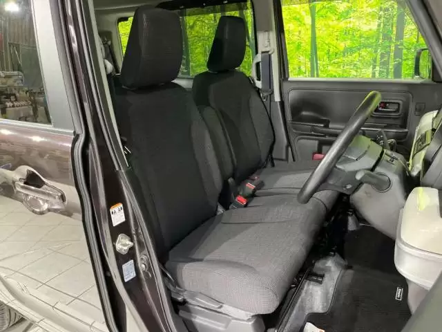 スペーシアはなぜ人気なの?スペックや魅力、中古車販売価格を紹介