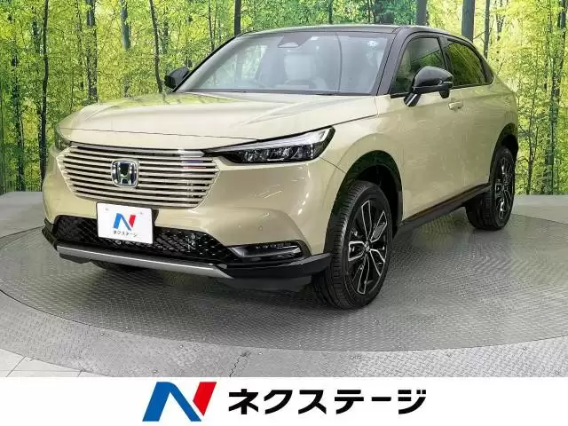 車はベージュカラーが流行り!おすすめの車種15選をチェックしてみよう