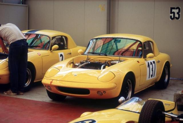 ロータス エミーラの価格を調査！比較したい輸入車・日本車6車種も紹介