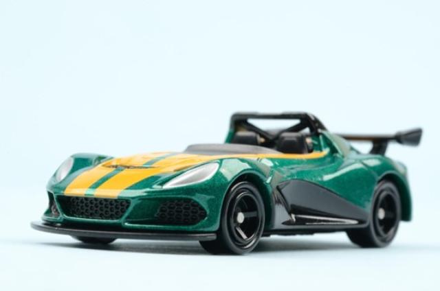 ロータス エミーラの価格を調査！比較したい輸入車・日本車6車種も紹介