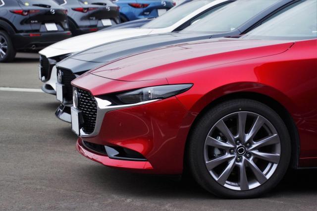 マツダ3のマイナーチェンジでの変更点は?今までの改良内容やライバル車種