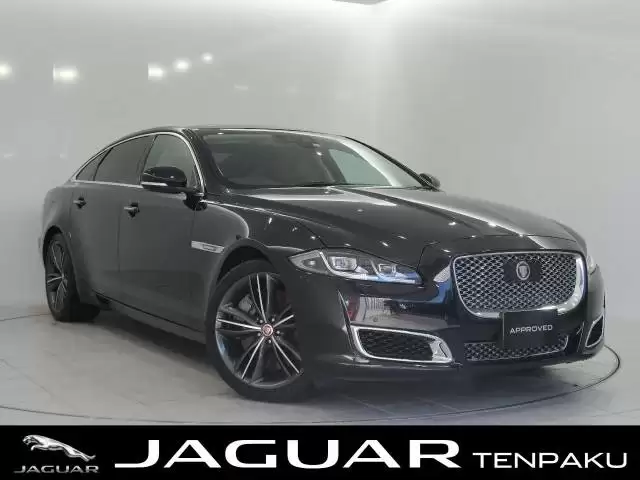 レクサス LS 600hLを現行モデルと比較！中古車がないときの選択肢も