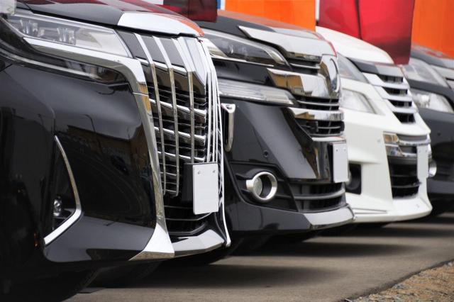 ヴェルファイアとは?アルファードとの関係性やこれまでの歴史と特徴をご紹介