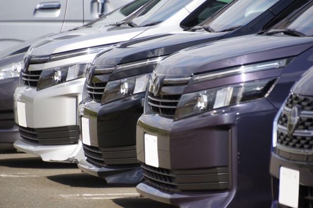 ヴェルファイアとは?アルファードとの関係性やこれまでの歴史と特徴をご紹介