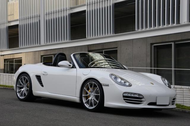 2人乗りの車11選！国産車と外車のおすすめ車種や小柄な車の特徴をご紹介