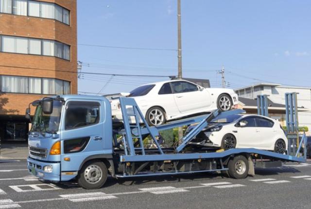 陸送中の中古車