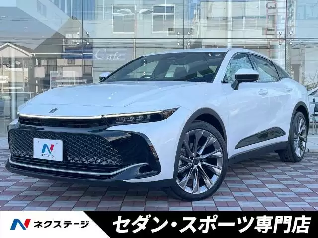 スカイラインとはどのような車？現行モデルの基本スペックを紹介