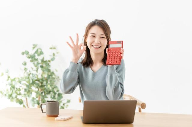 プリウスαは優れた環境性能と開放的な車内空間を持つステーションワゴン