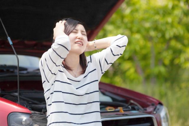 中古車の購入時に発生する仲介手数料とは？諸費用の相場も紹介