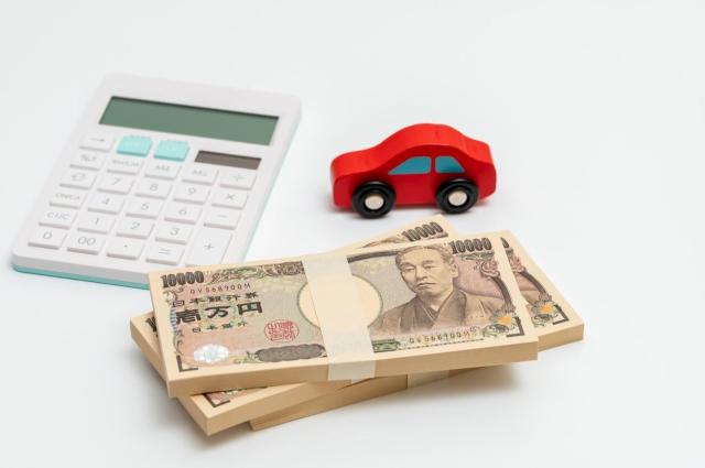 中古車の購入時に発生する仲介手数料とは？諸費用の相場も紹介