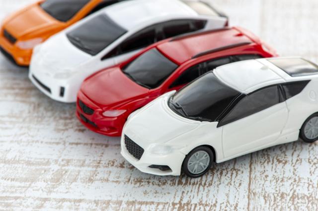 カムリとクラウンならどっち派?比較とトヨタ車以外のセダン3選