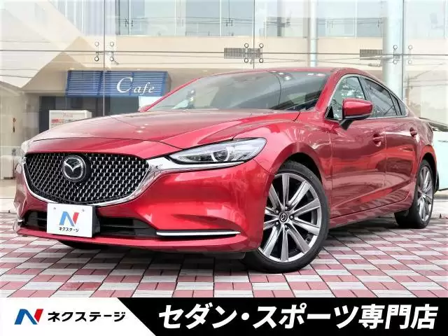 カムリとクラウンならどっち派?比較とトヨタ車以外のセダン3選