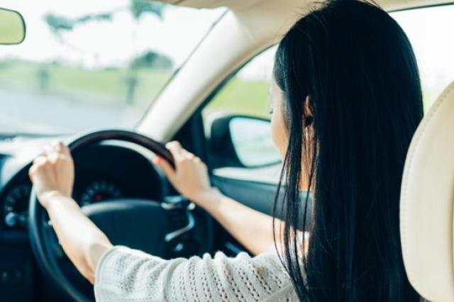 あなたにぴったりのコンパクトカーは？ヤリスとマツダ2を徹底比較！