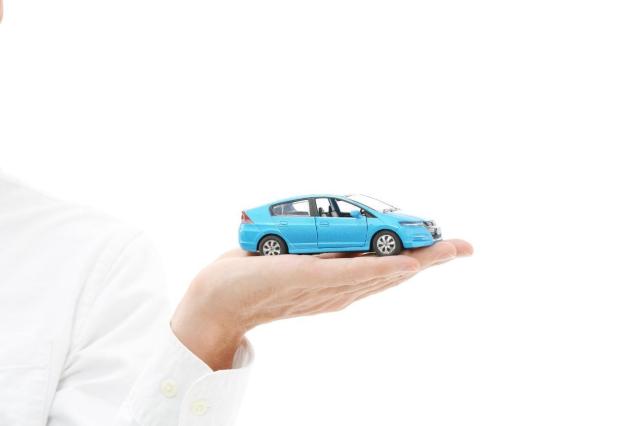 中古車購入時にバッテリー交換は行われる?購入後の修理費用の負担はあるの?