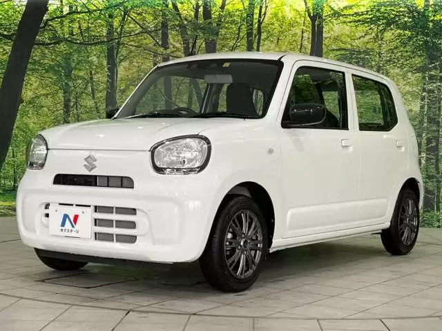 アルトは40年以上の歴史を誇る軽自動車！これまでの進化や特徴を解説