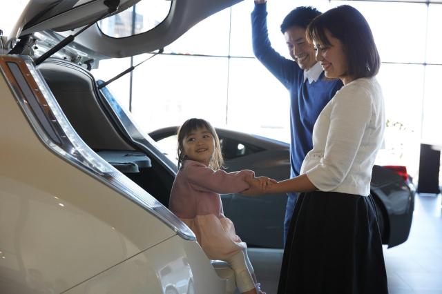 スバル クロストレックとマツダ CX-30！コンパクトSUVを徹底比較