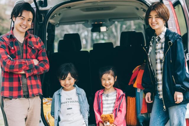 三菱の7人乗りSUV「アウトランダーPHEV」の特徴や魅力を徹底解説!