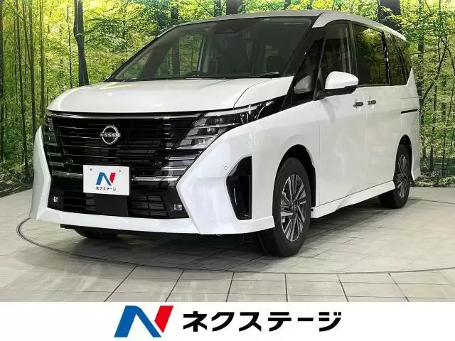 三菱の7人乗りSUV「アウトランダーPHEV」の特徴や魅力を徹底解説!