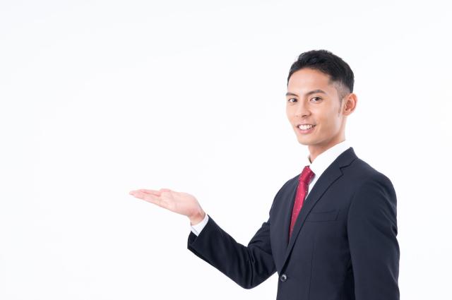 車のグローブボックスの正しい使い方は?注意点や収納力抜群の車種5選