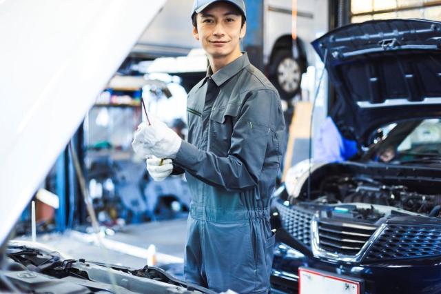 ヴィッツのエンジンがかからない場合に試したいこととは?要因も解説