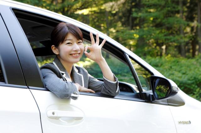 ヴィッツのエンジンがかからない場合に試したいこととは?要因も解説