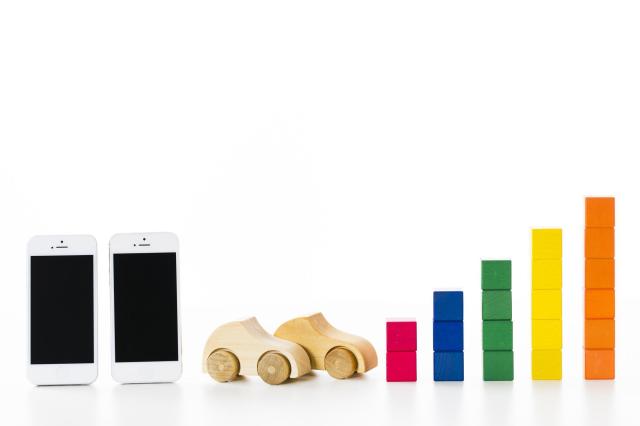 カローラスポーツの燃費はどのくらい?ライバル車やカローラシリーズと比較しよう