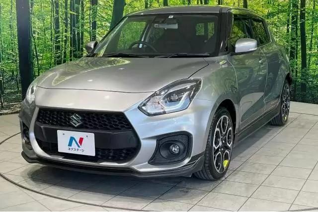 スイフトはスズキが販売するコンパクトカー!現行モデルのスペックを紹介