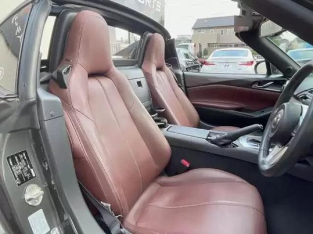 現行マツダ ロードスターの内装・外装を画像とともに紹介！歴代モデル